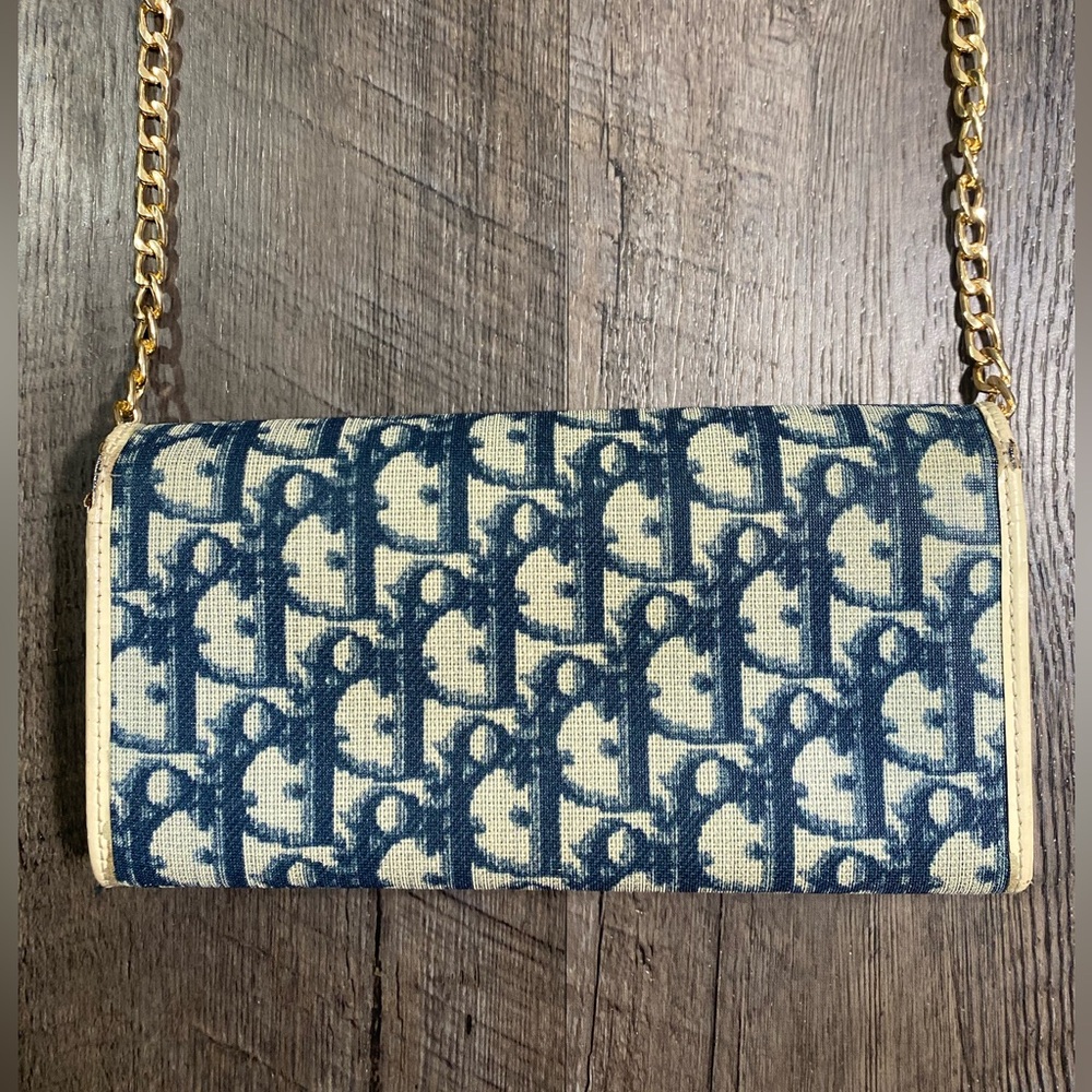 CHRISTIAN DIOR Trotter Wallet Crossbody - Picture 4 of 12